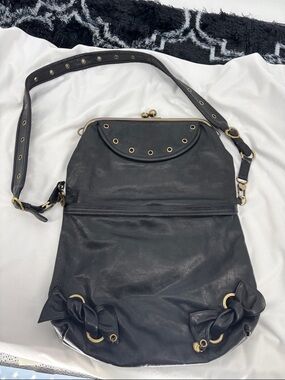 Lovcat Paris Black Leather kiss closer  lined Crossbody Shoulder Bag purse